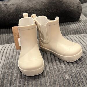 BearPaw Kids Cream Rain Boots